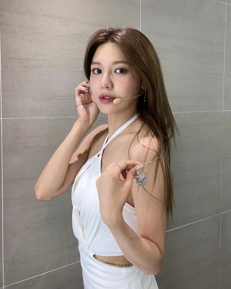 5년 만에 완전체 컴백한 소녀시대 수영, 음방 끝나고 쓴 글이 팬이 아닌 모두를 울렸다 5년 만에 완전체 컴백한 소녀시대 수영, 음방 끝나고 쓴 글이 팬이 아닌 모두를 울렸다