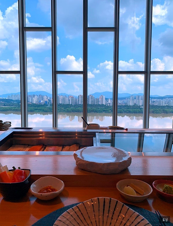 [서울] 워커힐 호텔 &ldquo;모에기&rdquo;- 한강뷰, 그런데 스시오마카세를 곁들인🍣