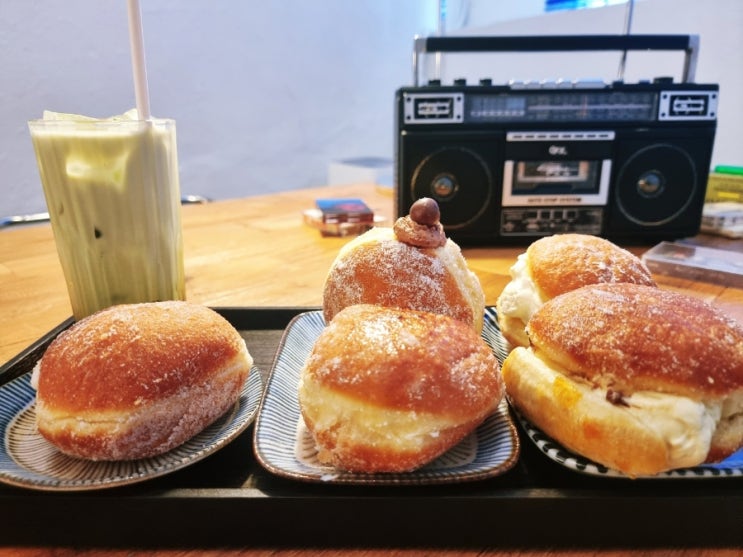 노티드에 버금가는 용산 맛집 남영역 카페 오하요도넛
