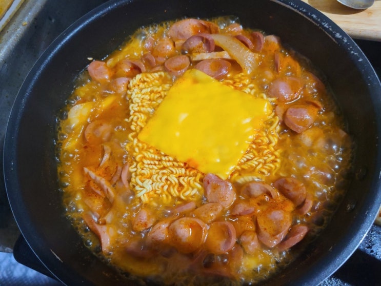  본질에 충분한 부대찌개 후기 밀키트만 있다면 당신도 백종원