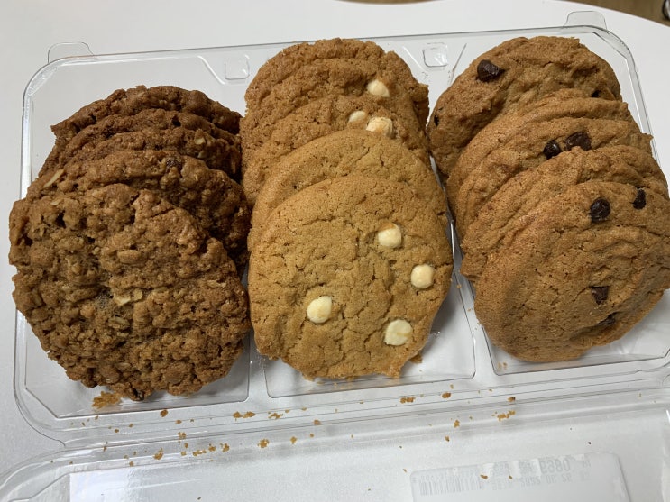 이마트 베이커리 블랑제리 카스테라, 아메리칸쿠키세트 놀러갈 때 샀는데 맛있어서 순삭 이마트 베이커리 블랑제리 카스테라, 아메리칸쿠키세트 놀러갈 때 샀는데 맛있어서 순삭