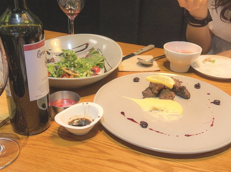  연남동 브런치 맛집, 올데이브런치 겸 디너 세트로 스테이크와 크라마 펜네 후 디저트까지 ,브런치가(BrunchGa) 에서 한번에!