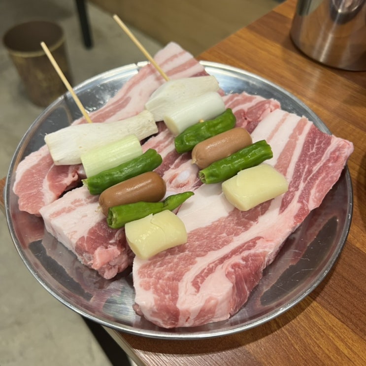  황금동삼겹살맛집 황삼에서 맛있는 삼겹살 먹어요
