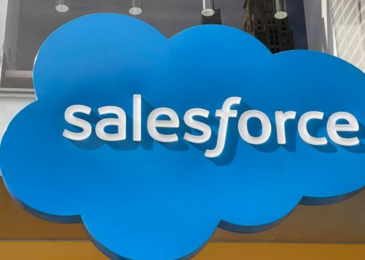 세일즈포스(Salesforce)가 외환위기와 치열한 경쟁으로 인한 연간 수익 전망치를 낮춥니다. 세일즈포스(Salesforce)가 외환위기와 치열한 경쟁으로 인한 연간 수익 전망치를 낮춥니다.
