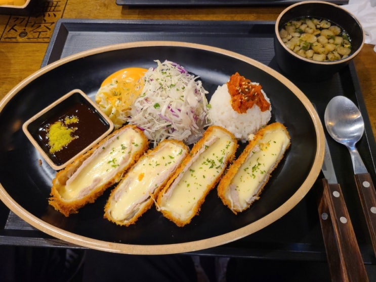  무공돈까스 성수이마트점 방문 후기 남들 기준 성수동 맛집 직장인 점심메뉴 추천