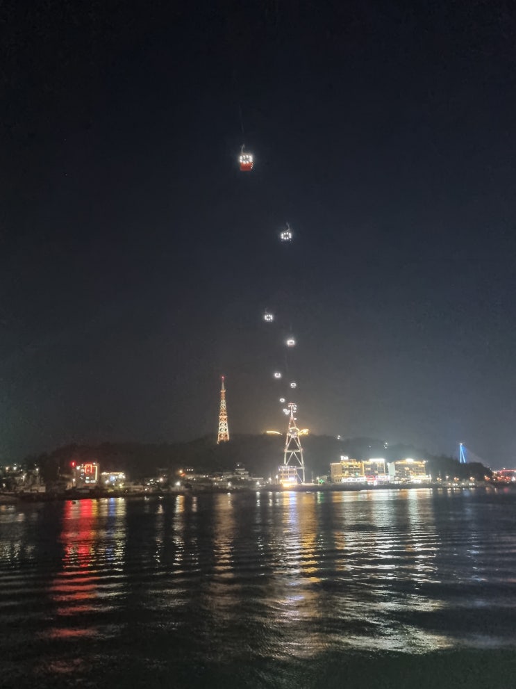  여수 야경명소_낭만포차 주변 종포해양공원