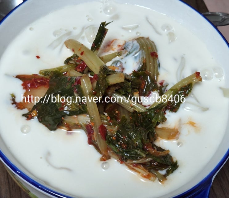 이마트에서 구매한 시판콩국물로 맛있는 콩국수 맛있게 만들기! 이마트에서 구매한 시판콩국물로 맛있는 콩국수 맛있게 만들기!