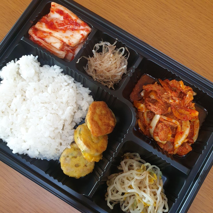  {  8/26  오늘의 매일 도시락}     불금이다 직장인분들