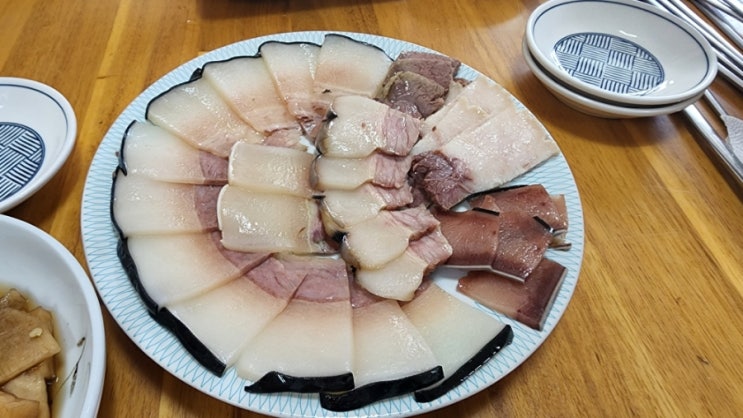  [내돈내산] 포항 고래고기를 먹을 수 있는 식당, 진미고래