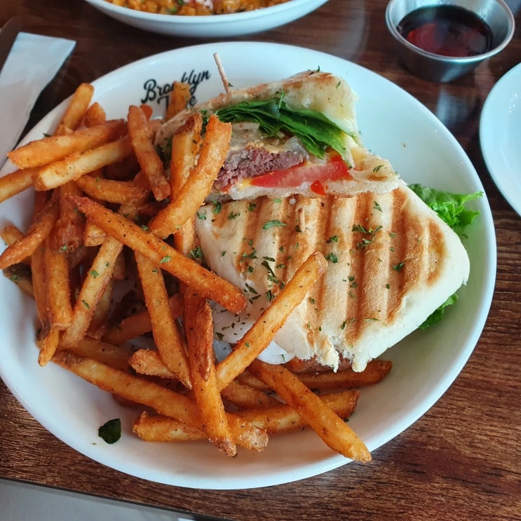 청주 율량동 수제버거 맛집 브루클린바이브