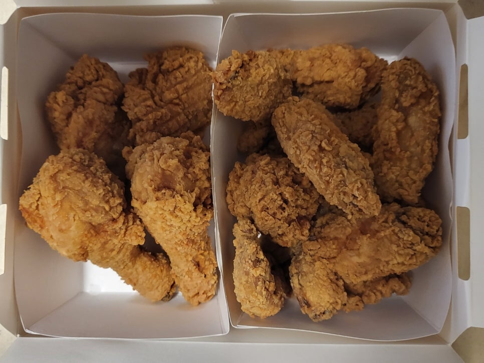 치킨마루 청라5단지호수공원점 사진 3