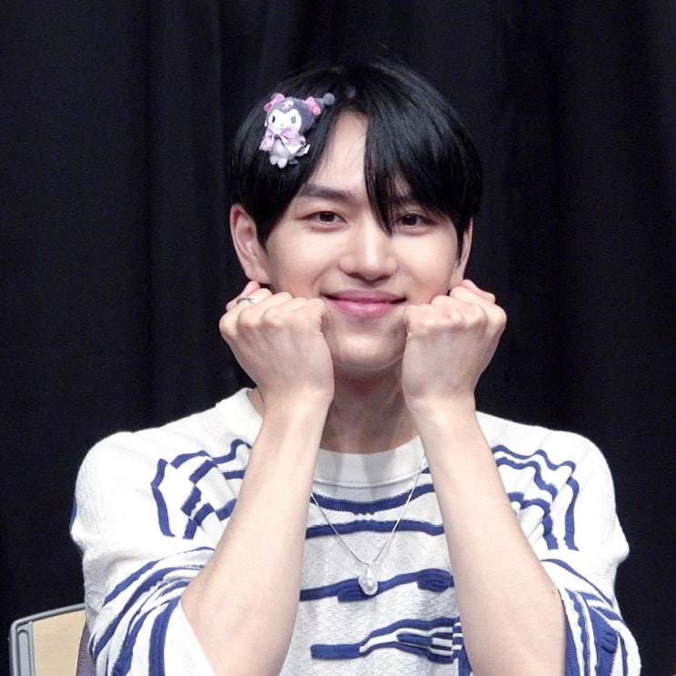 <b>펜타곤 키노</b> POSE 팬싸 후기