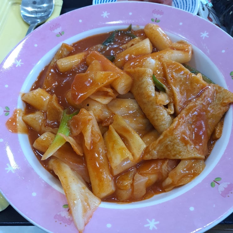  대구 보건대 과학대 맛집 '바비랑커피'/태전중앙시장 떡볶이, 김밥 존맛집/bts 슈가 고향 태전동 북구 칠곡