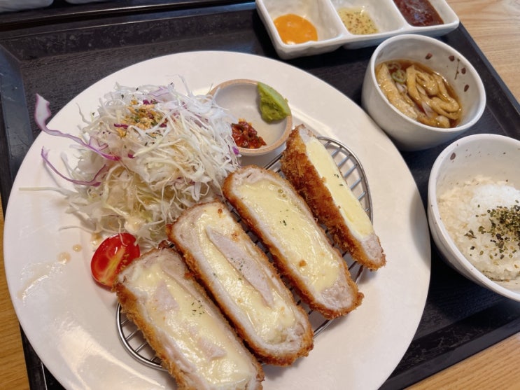  소바공방이지만 돈까스 장인 문지동 맛집 소바공방