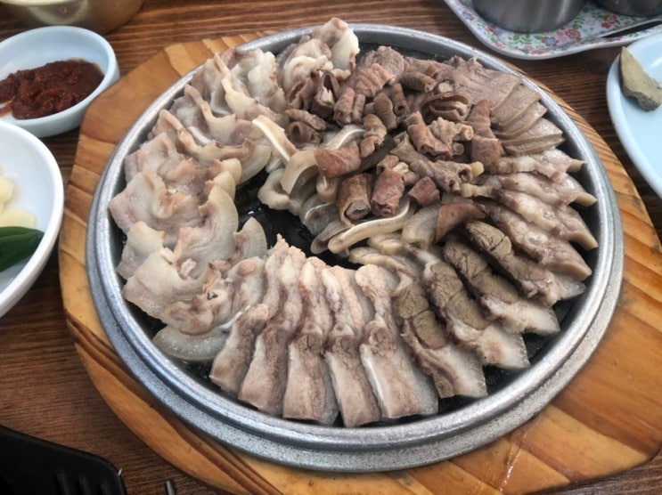  22.08.27 국밥이란 이맛이지