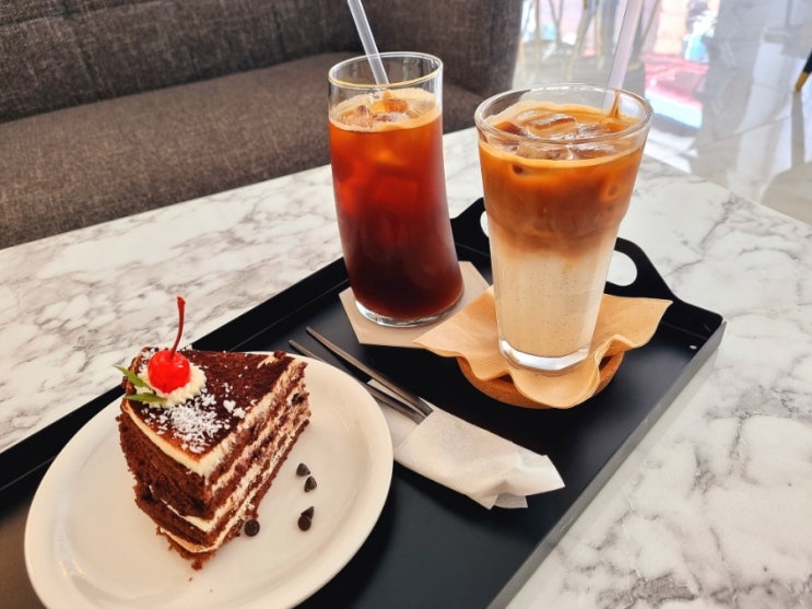  일산밤리단길카페추천  / 애견동반카페 카페비숑카페에서 힐링