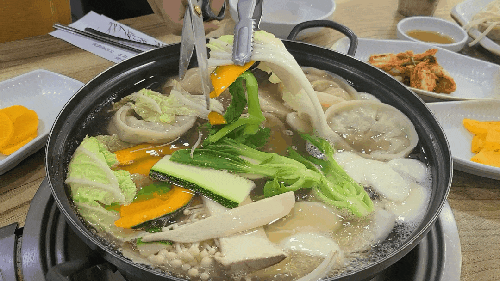  경복궁 개성손만두 일산점, 탄현동 맛집 얼큰하고 시원한 만두에 칼국수까지~
