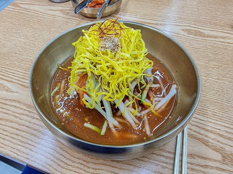  물냉과 비냉의 조화, 세종 진주냉면 이설옥