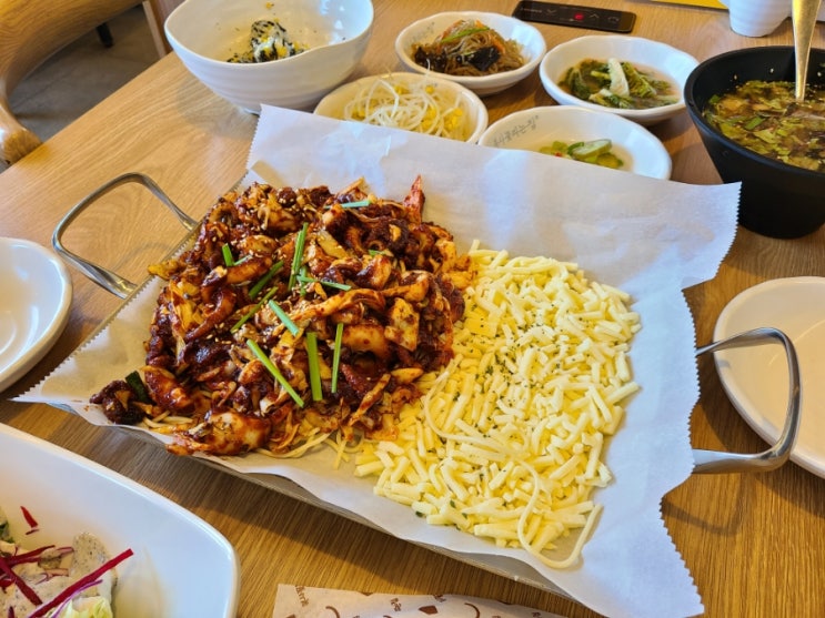  석모리쭈꾸미 복사꽃피는집 김포점 놀이방 완비