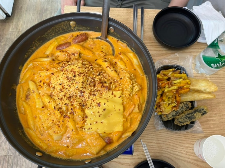  서초 맛집 요즘 핫한 즉석떡볶이 호돌이 떡볶이 먹고왔어요!