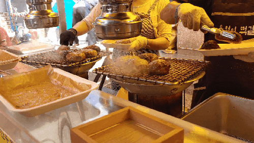  [대구동구] 반야월시장 홀린 듯 줄 섰다가 맛에 반한 용철이떡갈비