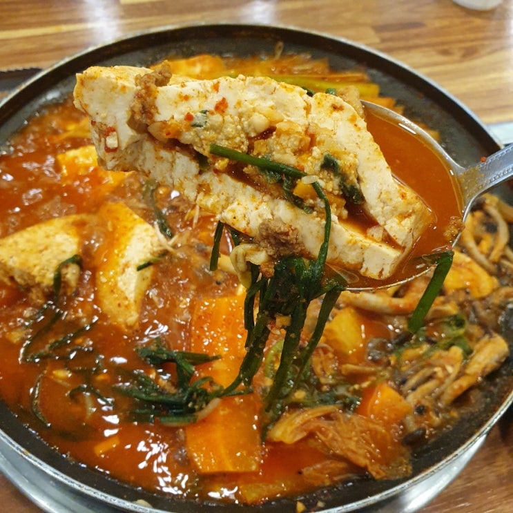  대전 계족산 법동 맛집 대전 대덕구 점심 고기품은 두부전골이 유명한 매봉식당 솔직후기