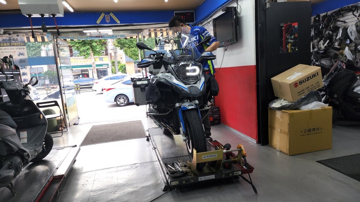  R1200GSA 정비기록 - 타이어교체 엔젤GT 2 , 오일교체 캐스트롤 55778km