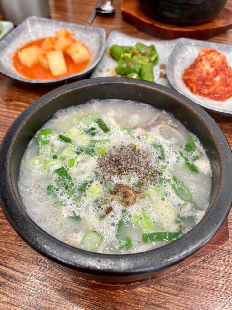  송도 순대국 맛집 국밥충 해장국 추천 아침식사 완뚝했어요