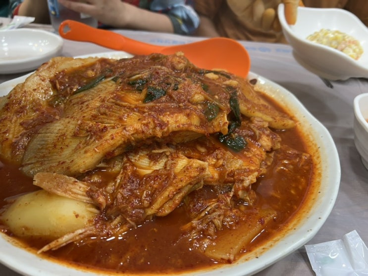  강원도 속초 이색요리 가오리찜 이모네식당 후기