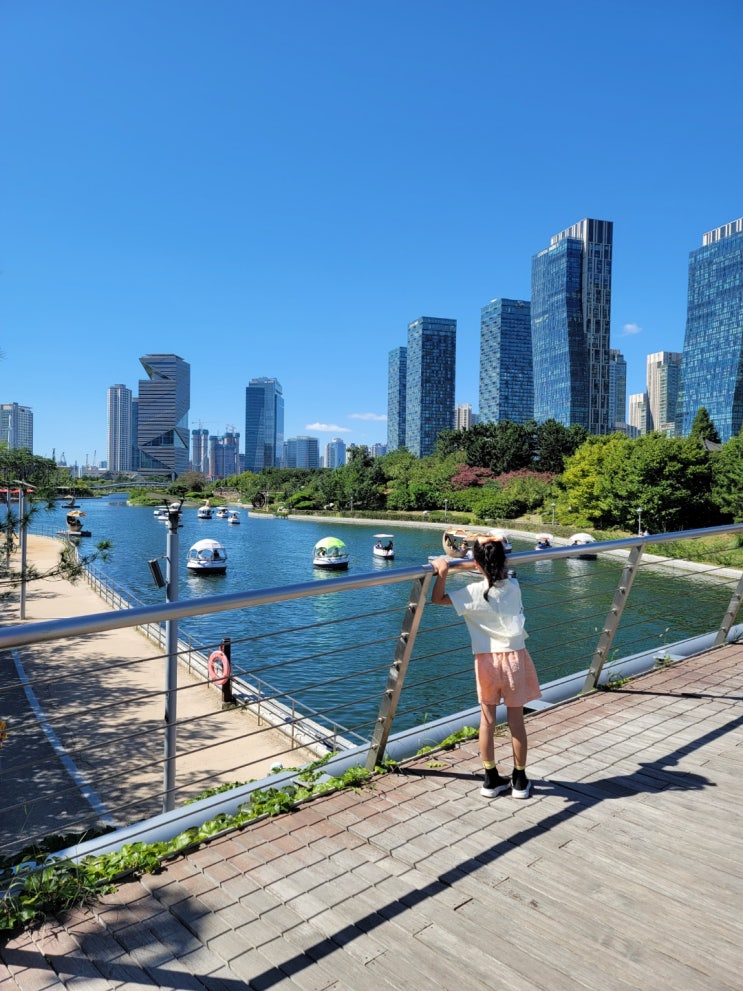  송도 센트럴파크 나들이 / 날씨가 좋으니 보트 타러가자 ^_^