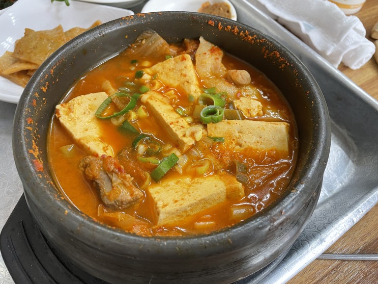  광주 쌍촌동 밥집 운천역 김치찌개 맛집 원조 한마음찌개 후기