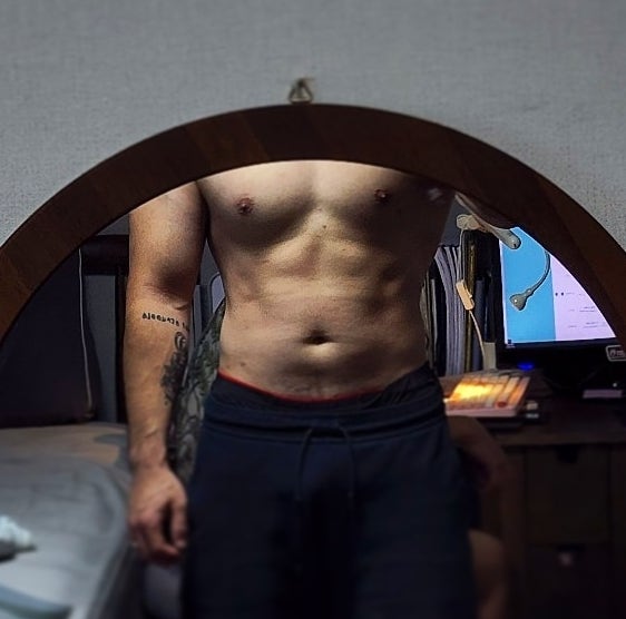  헬스장에서 복근 운동 쉽게하는 방법! [3달째, 한가지 복근 운동만 했습니다.]