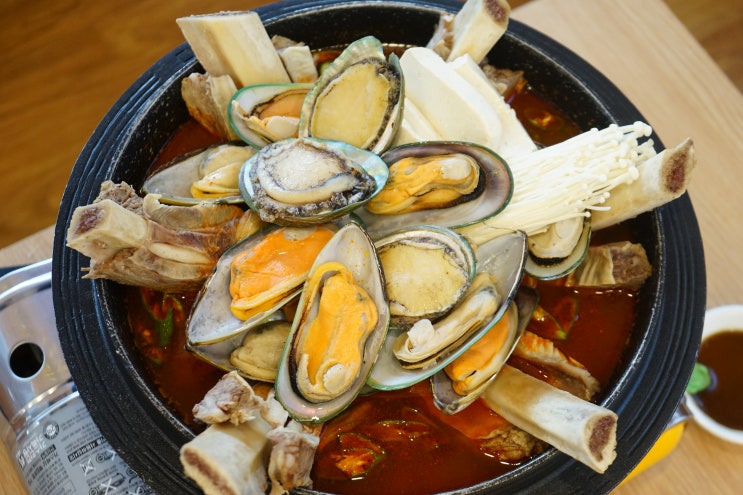  강릉 갈비찜; 비주얼부터 압도적이었던 강릉갈비탕