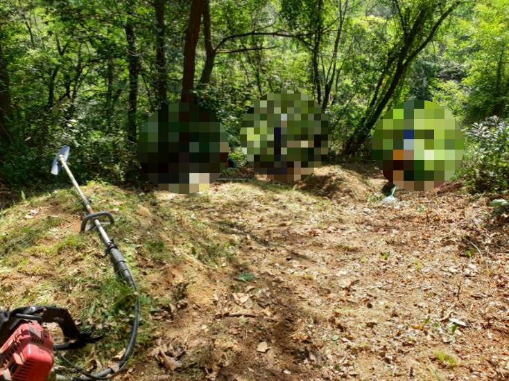  2022년 김천시 양금동 1169 공동묘지벌초 김천벌초 양금동벌초 김천고인돌장의사 #공동묘지벌초 #충북벌초 #황간벌초 #영동벌초 #성주벌초 #거창벌초 #상주벌초 #문경벌초