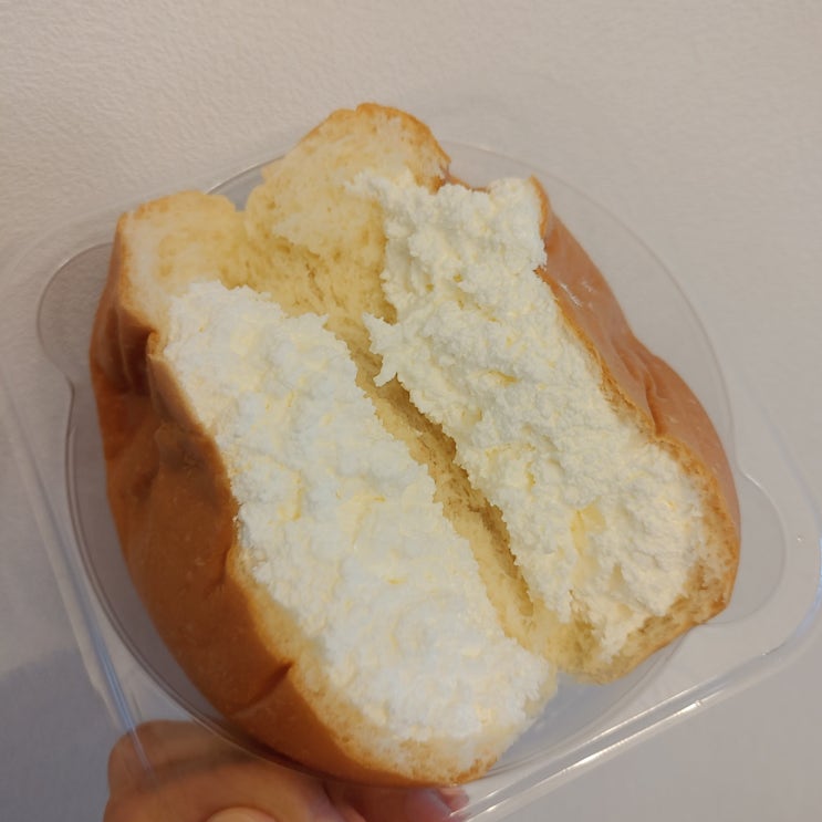 CU 연세우유 우유생크림빵 먹어보기!