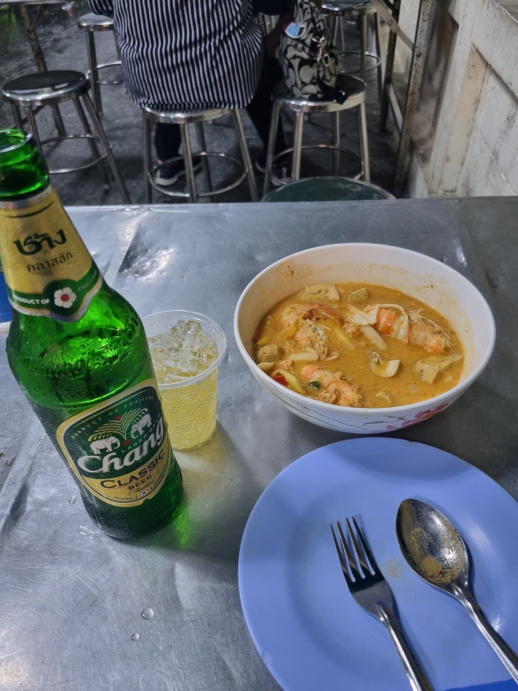  태국 방콕 똠얌꿍, 뿌빳뽕커리 로컬맛집(현지인)(Mam Tom YUM Kung)