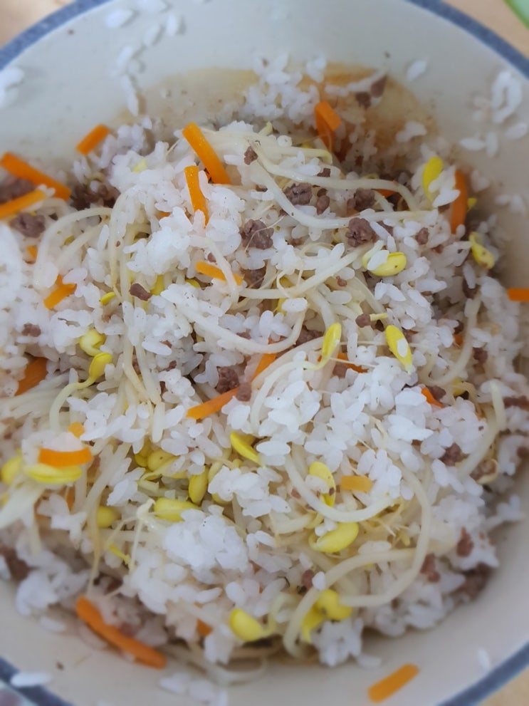  콩나물밥 만들기