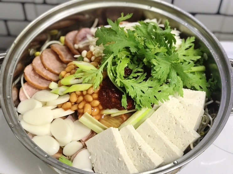  부대찌개 남편이 좋아하는 요리 일단 끓이면 밥도둑 부대찌개 양념장 만드는법