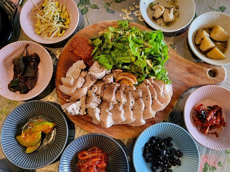  성산마씸 ; 흑돼지 제주돔베고기가 살살 녹는 성산밥집 마씸정식