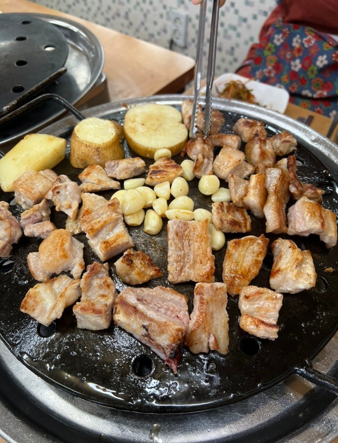 [내돈내산]부산로컬맛집 밀양갈비-생갈비와 돼지갈비 맛있는집