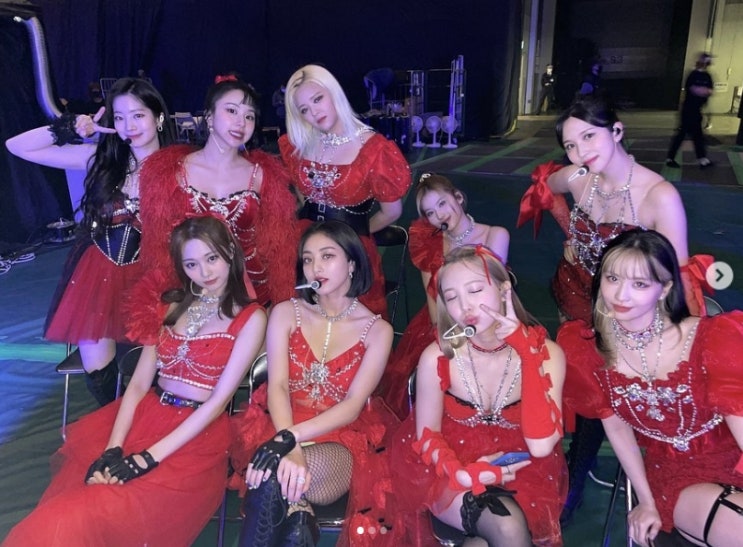 '데뷔 8년 차' 걸그룹 트와이스, 건강미와 세련미를 동시에 갖춘 3세대 걸그룹의 첨병 "세계로 날다" '데뷔 8년 차' 걸그룹 트와이스, 건강미와 세련미를 동시에 갖춘 3세대 걸그룹의 첨병 "세계로 날다"