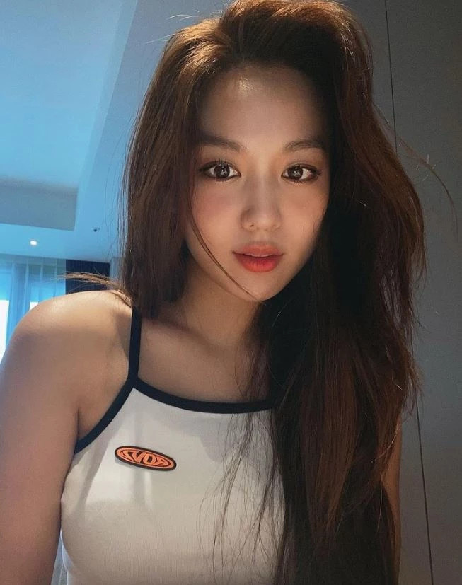 '골때녀' 배우 김희정, 올해 30살이 된 아역 배우 출신의 해변가에서 터질듯한 구릿빛 허벅지 눈길 '골때녀' 배우 김희정, 올해 30살이 된 아역 배우 출신의 해변가에서 터질듯한 구릿빛 허벅지 눈길