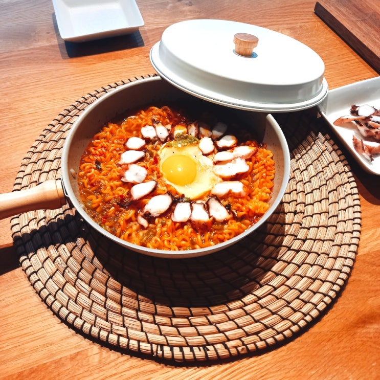  이타카 세라믹 퓨어스핀 멀티 프라이팬_ 미니멀 감성캠핑용품 가벼운 프라이팬 찜기세트