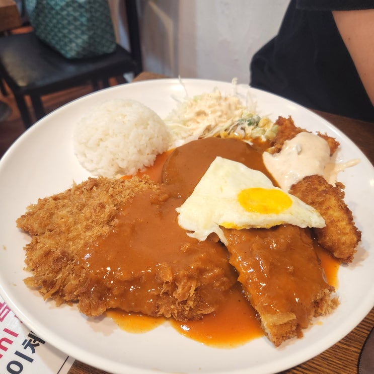  [왕십리밥집]가성비도 좋은데 양도 많은 돈까스 맛집 " 행운돈까스 "