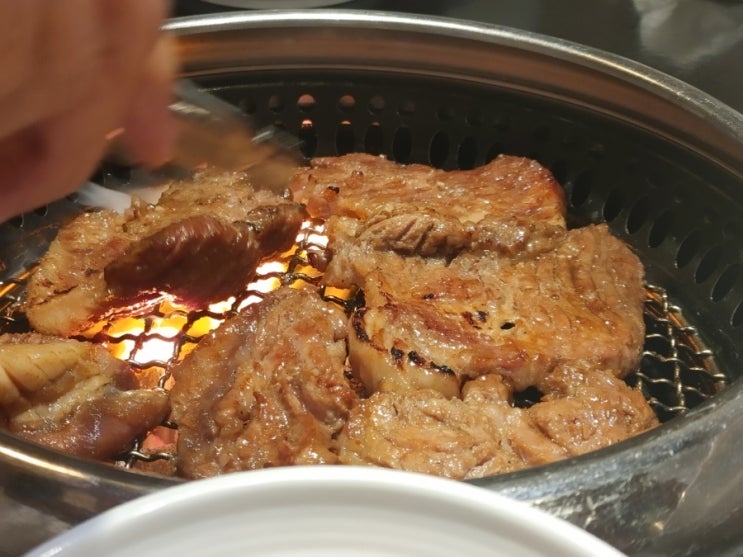  산삼청각 -가족 모임하기 좋은 한옥 구조의 가락동 숯불구이 맛집, 도심속 한옥 식당이 인상적이네요.