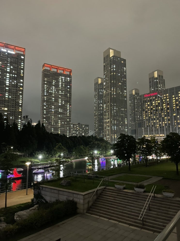 인천 송도 센트럴 파크, 트리플 스트리트.