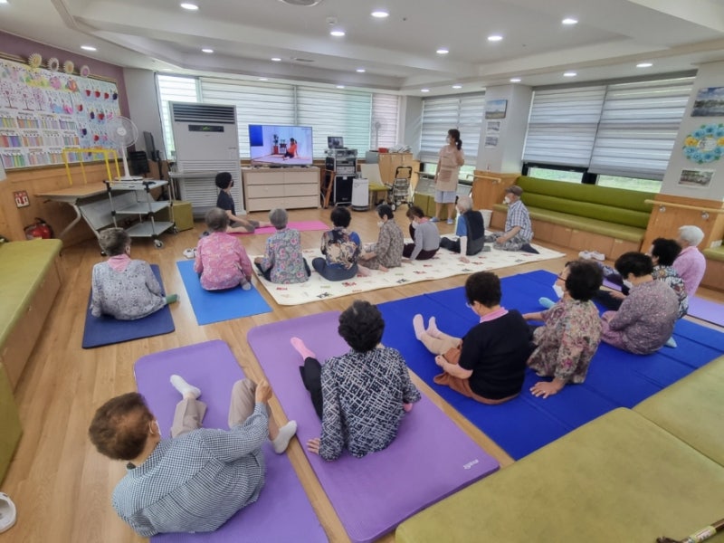 경산시니어주간보호센터에서 장기요양보험에 대해 알려드립니다. 1