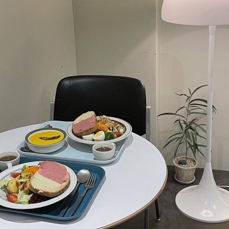  인계동 샐러드 맛집 그리너프 데이트하기 좋은 브런치 가게