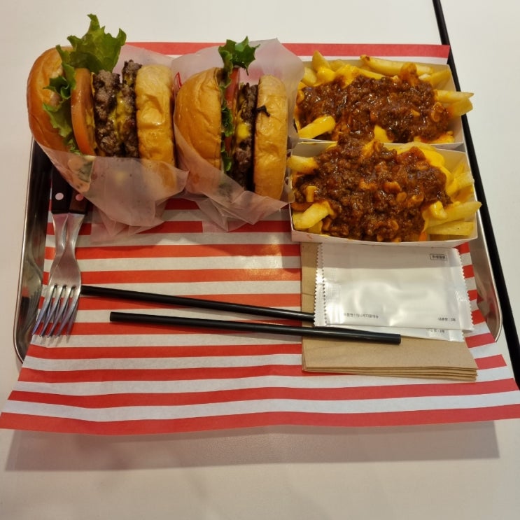  선유도 버거- 부쳐샵(Bucher Shop),  버거랑 칠리프라이가 맛있다