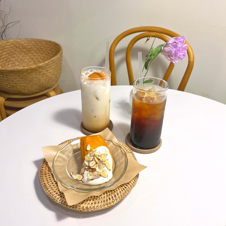 아차산 커피가 맛있는 감성 카페 :: 천계월(天啓月)